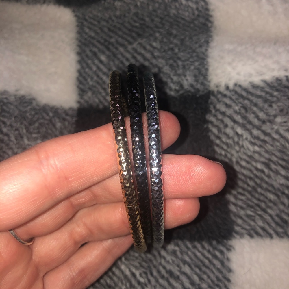 Sparkly bangle set - Picture 5 of 5